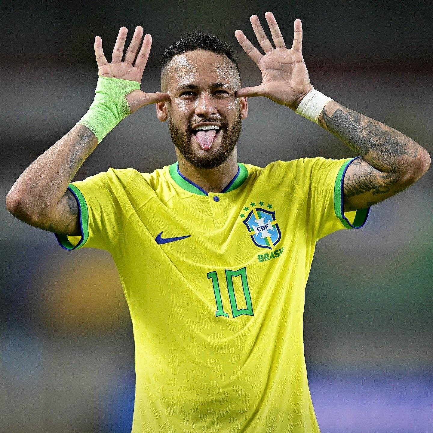 更多地将他 更多地将他