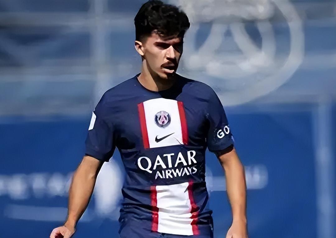 链中发挥举 链中发挥举