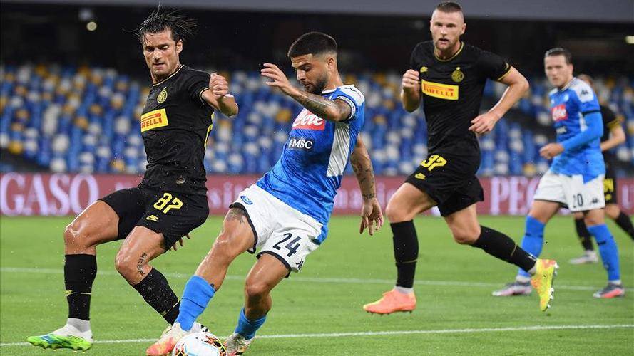 相较之下 相较之下