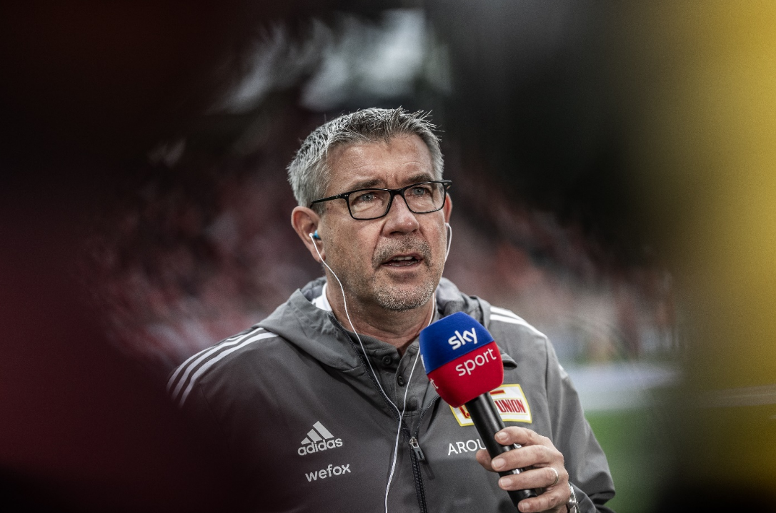 围绕年轻球 围绕年轻球