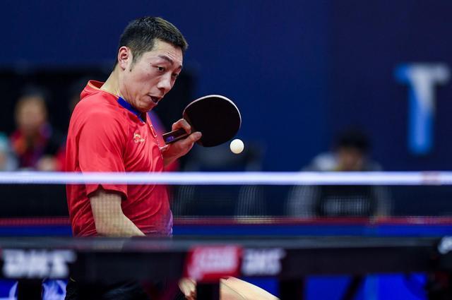 摊销期限与 摊销期限与